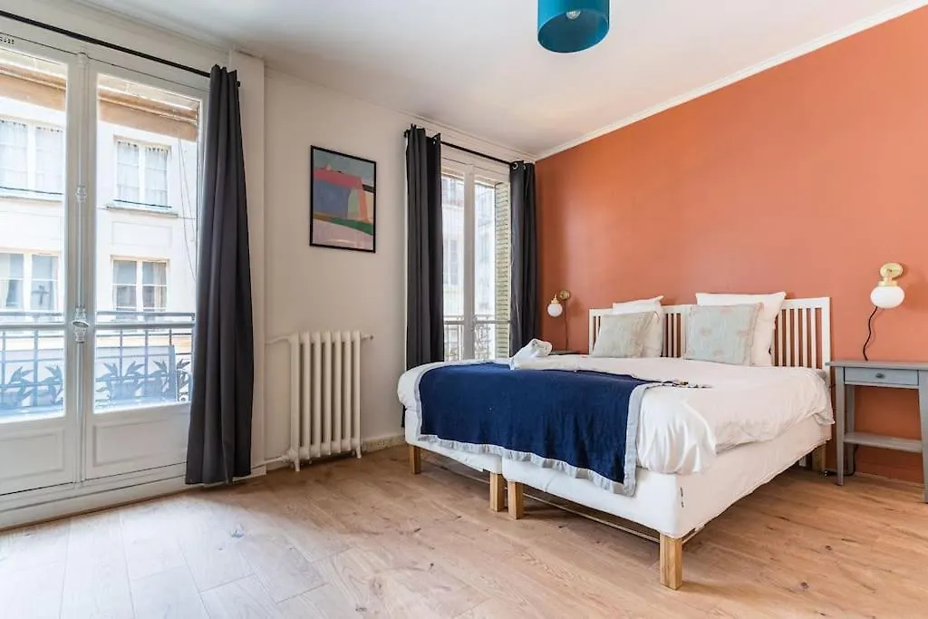 Lovely Parisian Flat Rue St Honore Louvre - 2Br With Balcony Lejlighed